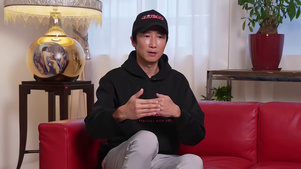 洪天明眼中爸爸好有威严，洪金宝对儿子武师一视同仁