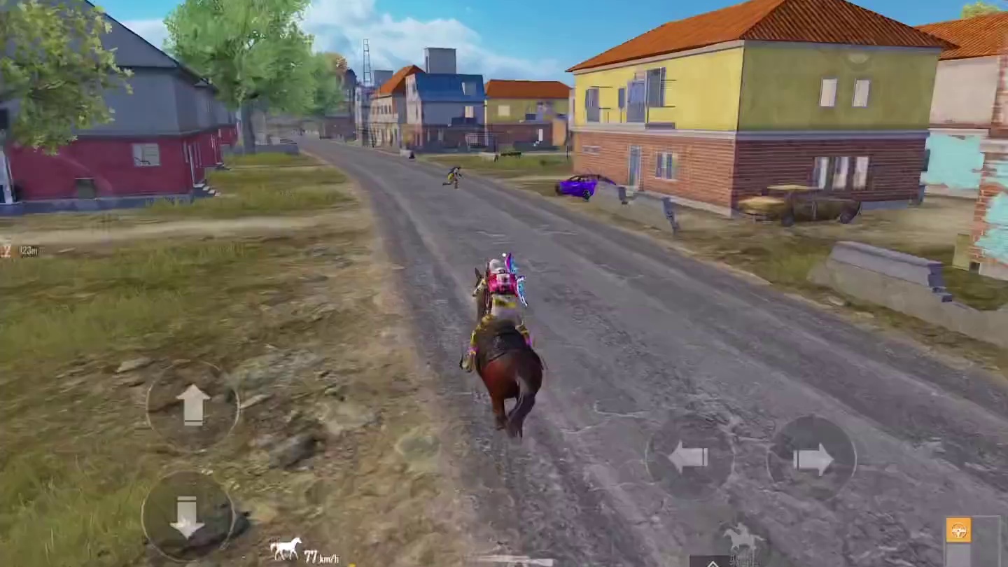 本来马可以当掩体的，这马居然自己跑了！