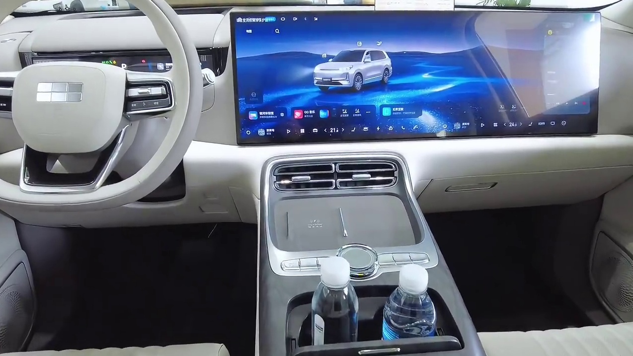 新晋爆款 银河M9以高价值重新定义大六座SUV！ # 总结：去