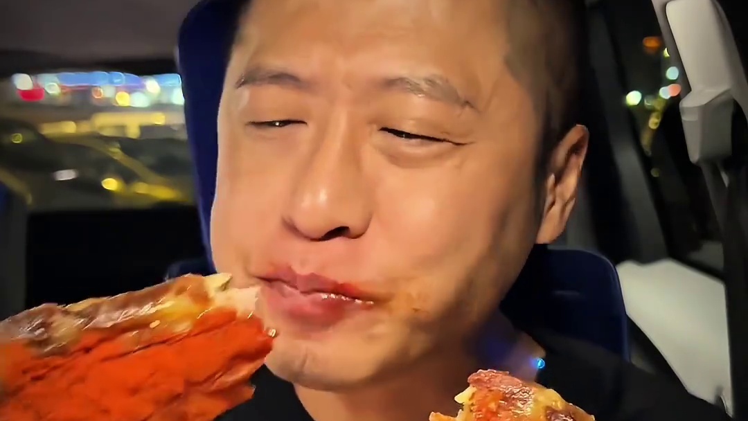 深夜爆辣脆皮五花肉快乐水嘎嘎香