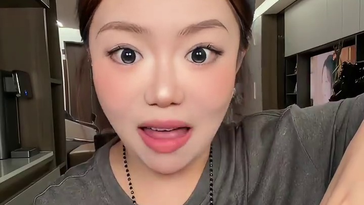 这大米肠子我老爱吃了 挺小众的 一般人不爱吃