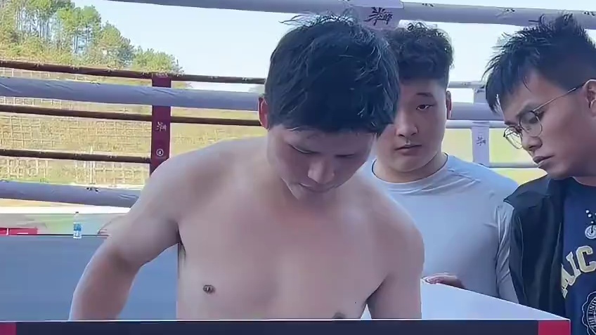 1VS4大家敬请期待