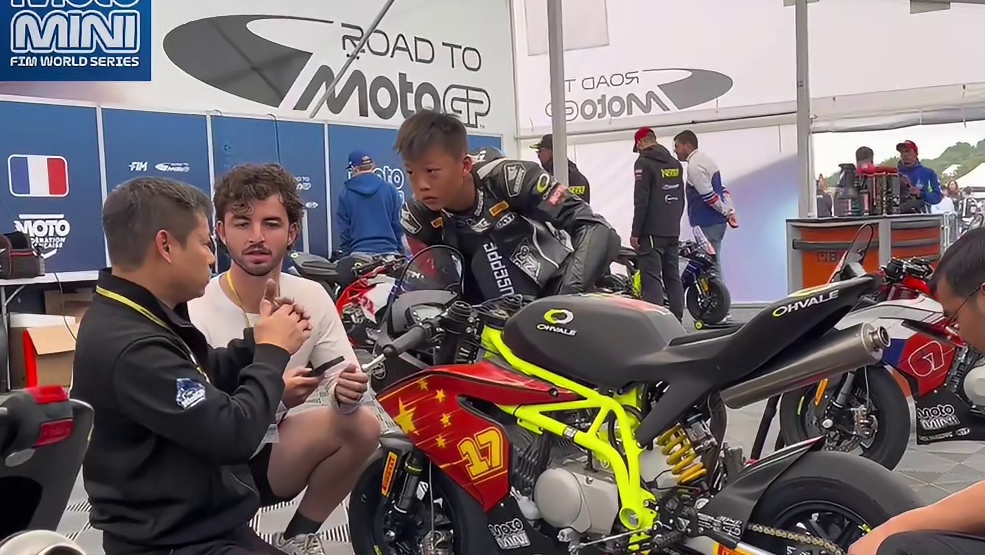 瓦伦西亚最终章历史在此铸就，未来由此启航 来自MotoMini中国站的四位本土车手与四位国际赛区晋