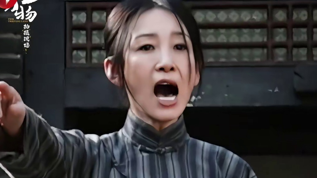 邢菲拍戏过于走心入戏，戏后还在爆哭，难以自拔。