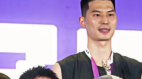 时隔一年 再至新昌 卫冕冠军赵俊鹏出战2025新昌林丹杯