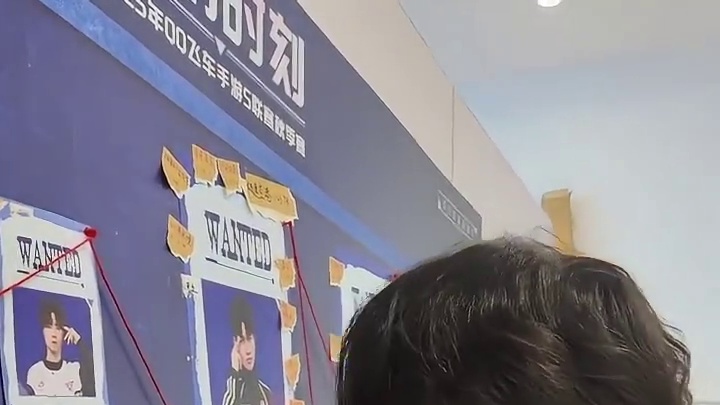 揭榜现场RW.沃克 暖心“送”纪录下一秒QY.千寻内心OS：还没捂热的纪录咋又收回去了？ 初次体验