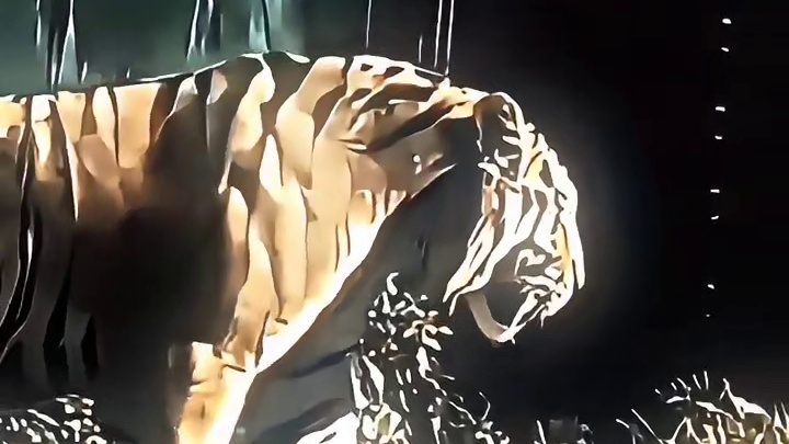 喝个水都这么谨慎你还想去滑铲?