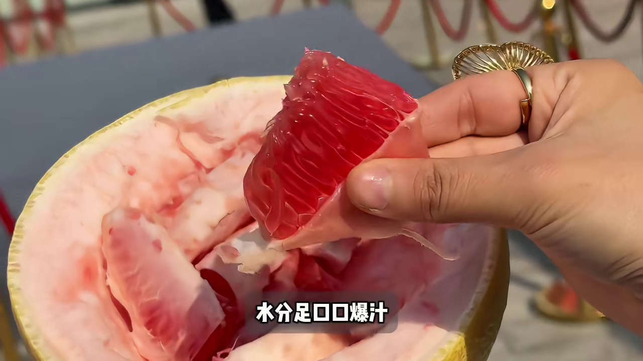 驱车250km来江天农博城参加马家柚推介活动真的太值啦。。。