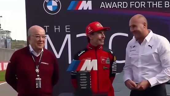 小马今年的宝马M2cs到手，