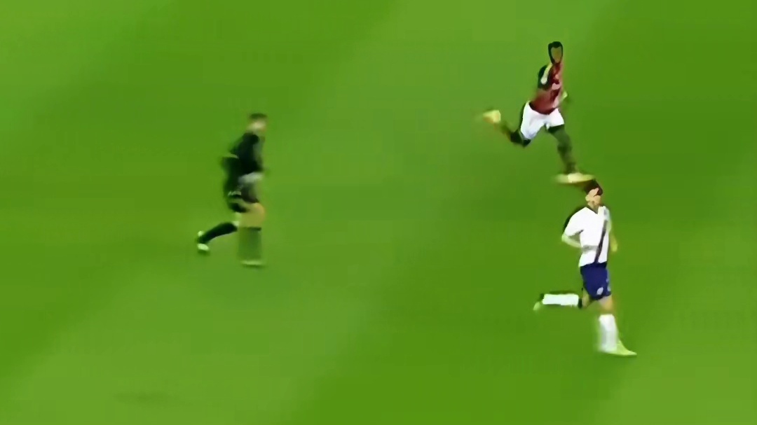 巴洛特利常常能在你意想不到的地方收获进球