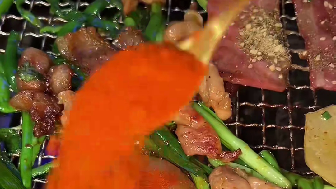 炭火烤肉，一整个把我香迷糊了