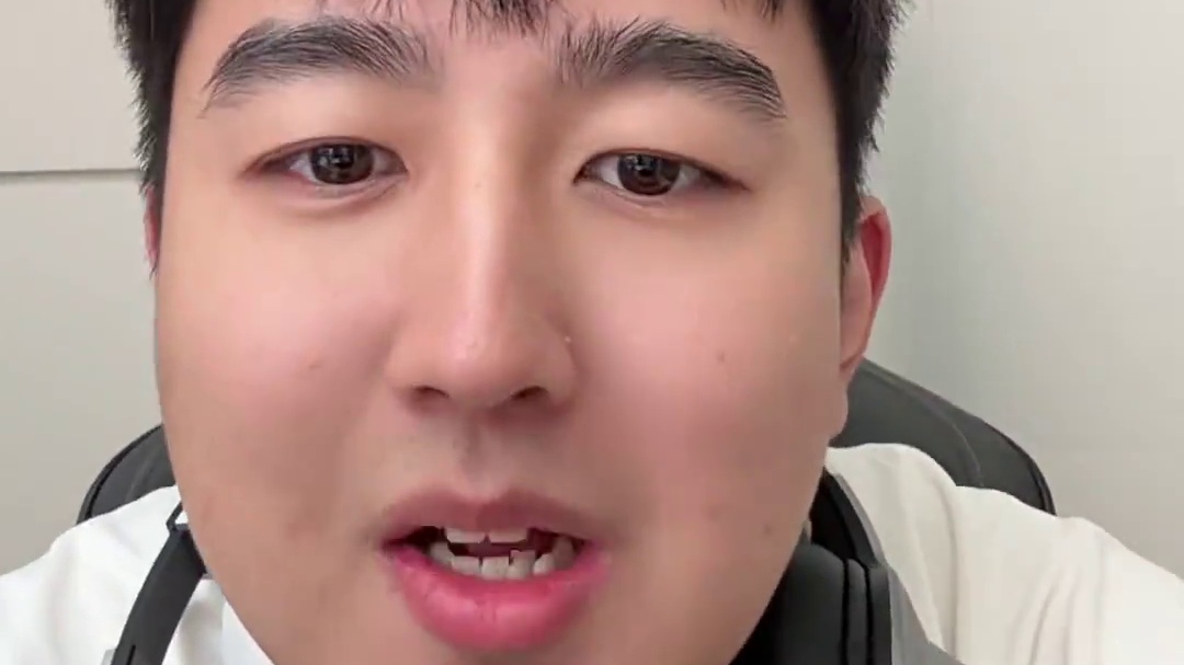 纲手是个阴间