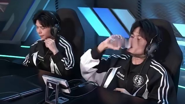 【2025S联赛秋季赛季后赛】第二周第四日第一场2V抢七赛 RW vs RSG.KS 第十三局：霍比