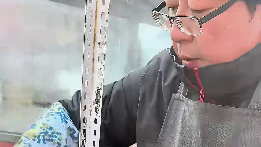 东北街头12一份的红烧肉盖饭！你们觉得值不值？