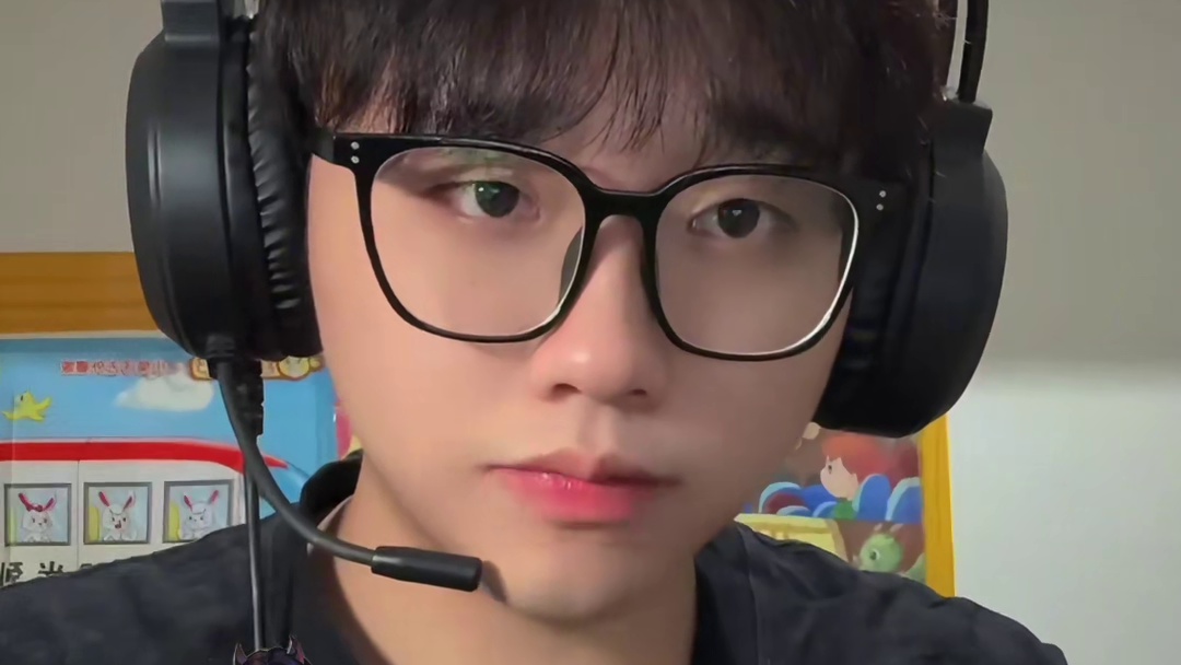 希望大家对我们lol女生玩家多一点包容和理解！