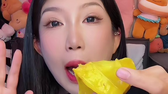 水炸弹！！！水分库库大！！吃的时候一定要把边缘的涩线去掉哦！