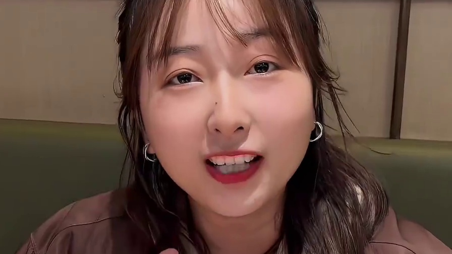 海底捞小料台升级啦！能吃到鸭货卤货等等都有！