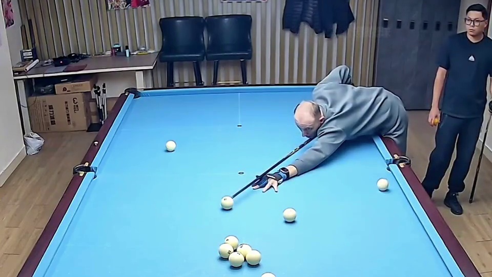 比斯诺克还难的俄式台球，你会打吗？