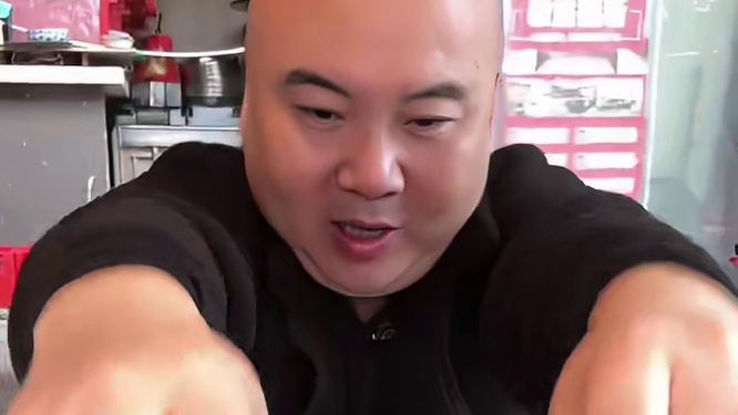 赔本赚吆喝？16块钱整整8块超大鲜毛肚能平过吗？