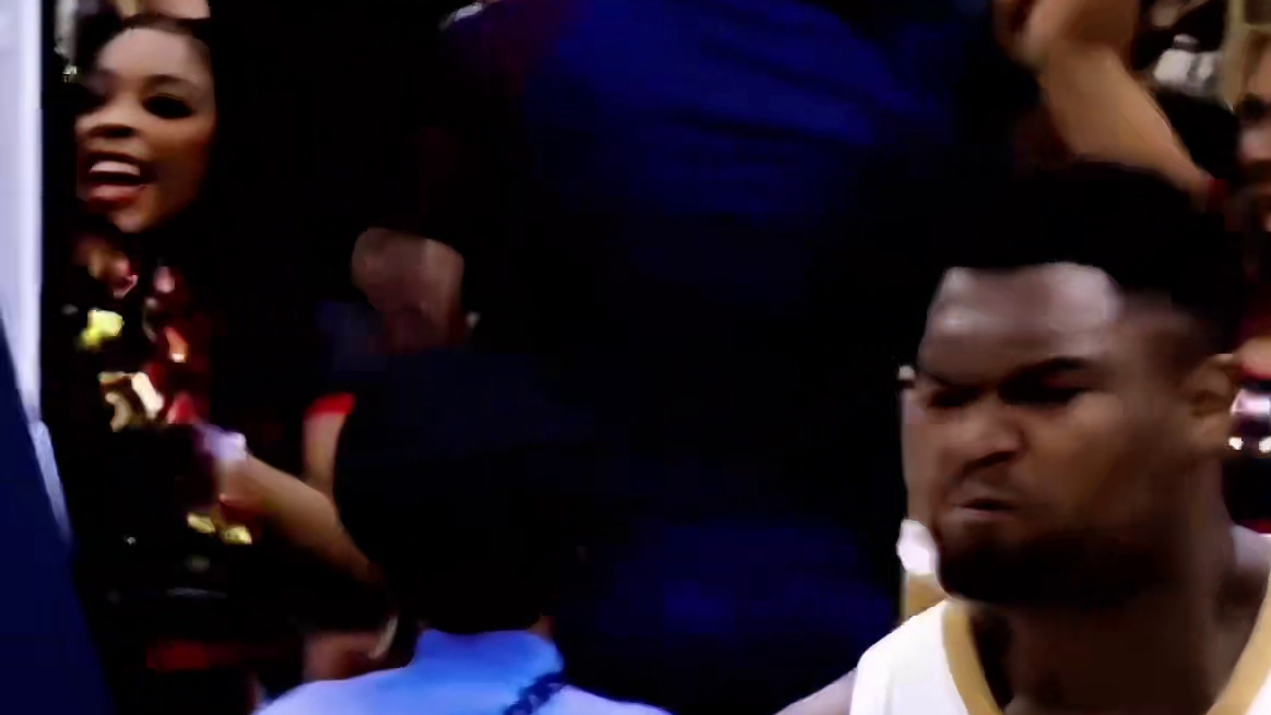 西蒙斯无奈凭什么马尔卡宁能拿2亿