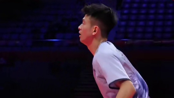 腰王扣杀来也 注意，别认错，这是郑思维️