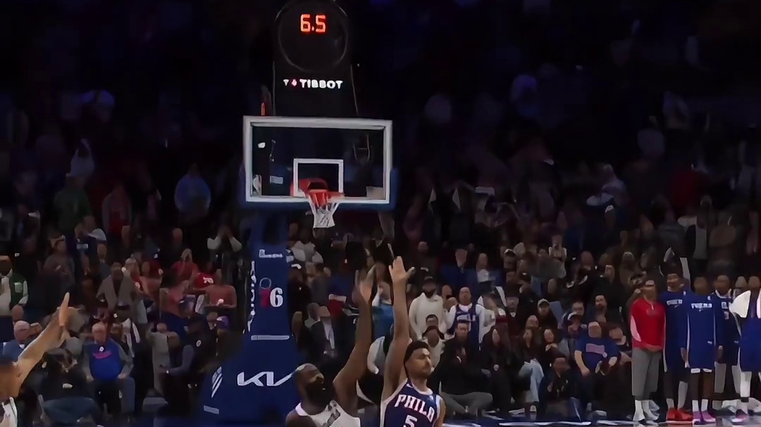 绝杀三分被犯规不吹，幸运女神她似乎从未站在哈登这边