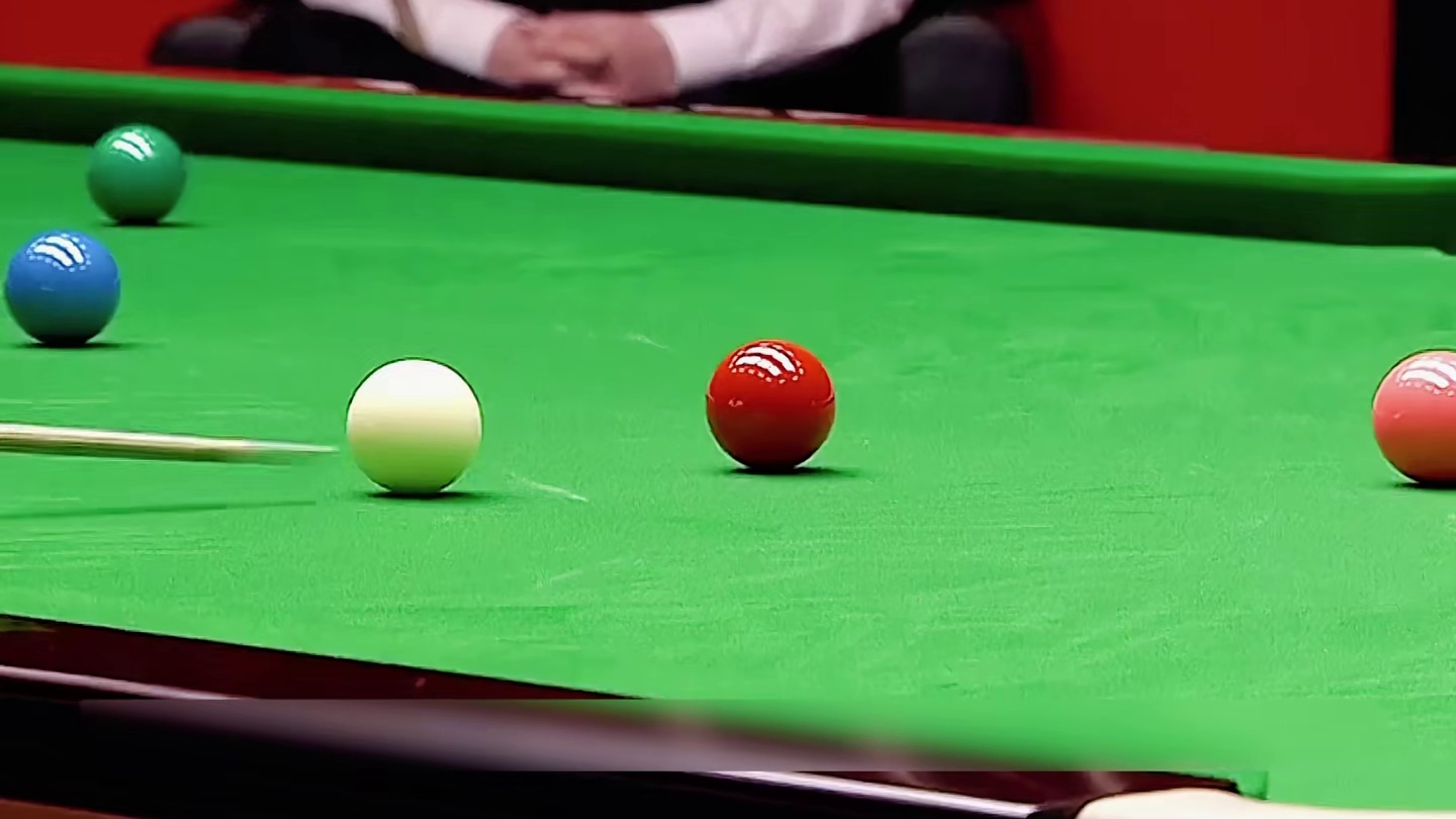 丁俊晖最魔幻一杆进球，希金斯瞬间无语到了极点