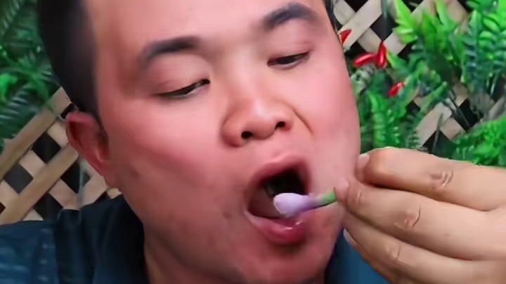 小苦瓜鲜辣苦酱汁️大牛肚