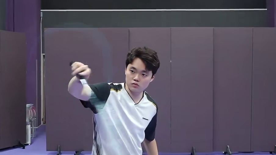 恭喜你，学会了拿督招牌【接发假动作】