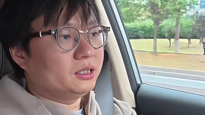 第三代蓝电E5 PLUS：全时四驱！试驾动态超长分享！ 我们今天给大家分享的是蓝电E5 PLUS的动