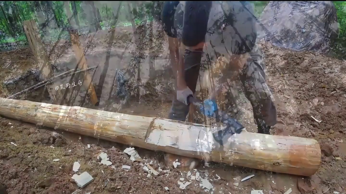 谁能拒绝睡觉的时候看一集解压丝滑的野外建造呢！