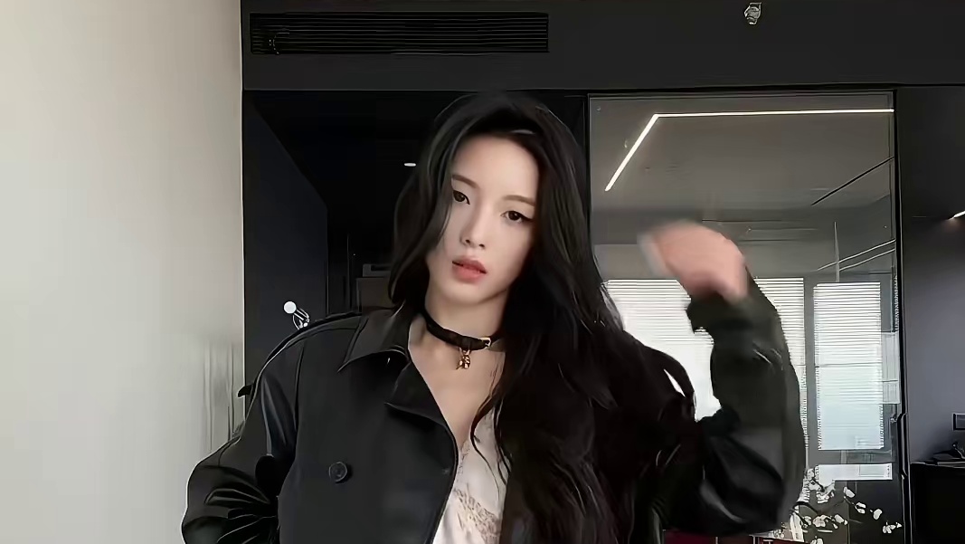 以后还是穿黑色的 #穿搭 #ootd #已婚 #allblack