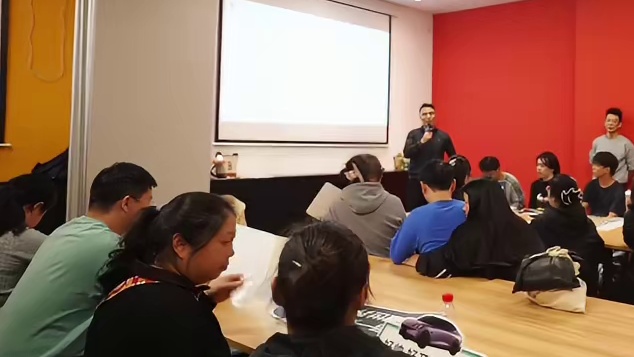 南京领克中心搞大事，新车主专属惊喜藏不住了