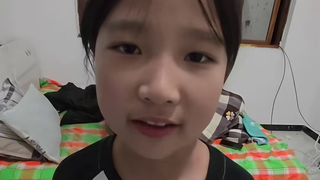 的里的背刺终于知道是谁了，不能让小学生玩游戏