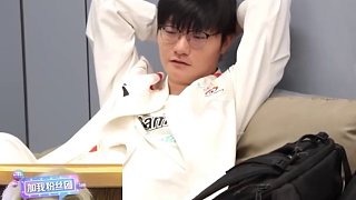 曝Elk加入WBG！ 爬樹(shù)2.0Daeny被拍出現(xiàn)在BLG！Viper為了成績(jī)降薪，朱開(kāi)為圣槍哥辟謠