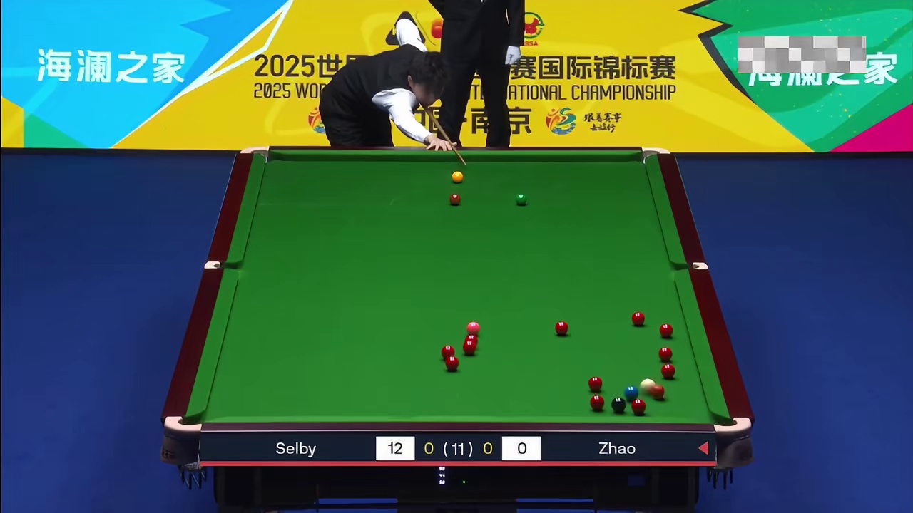 2025斯诺克国际锦标赛，1/4决赛，赵心童在对阵塞尔比时打出一杆长台！