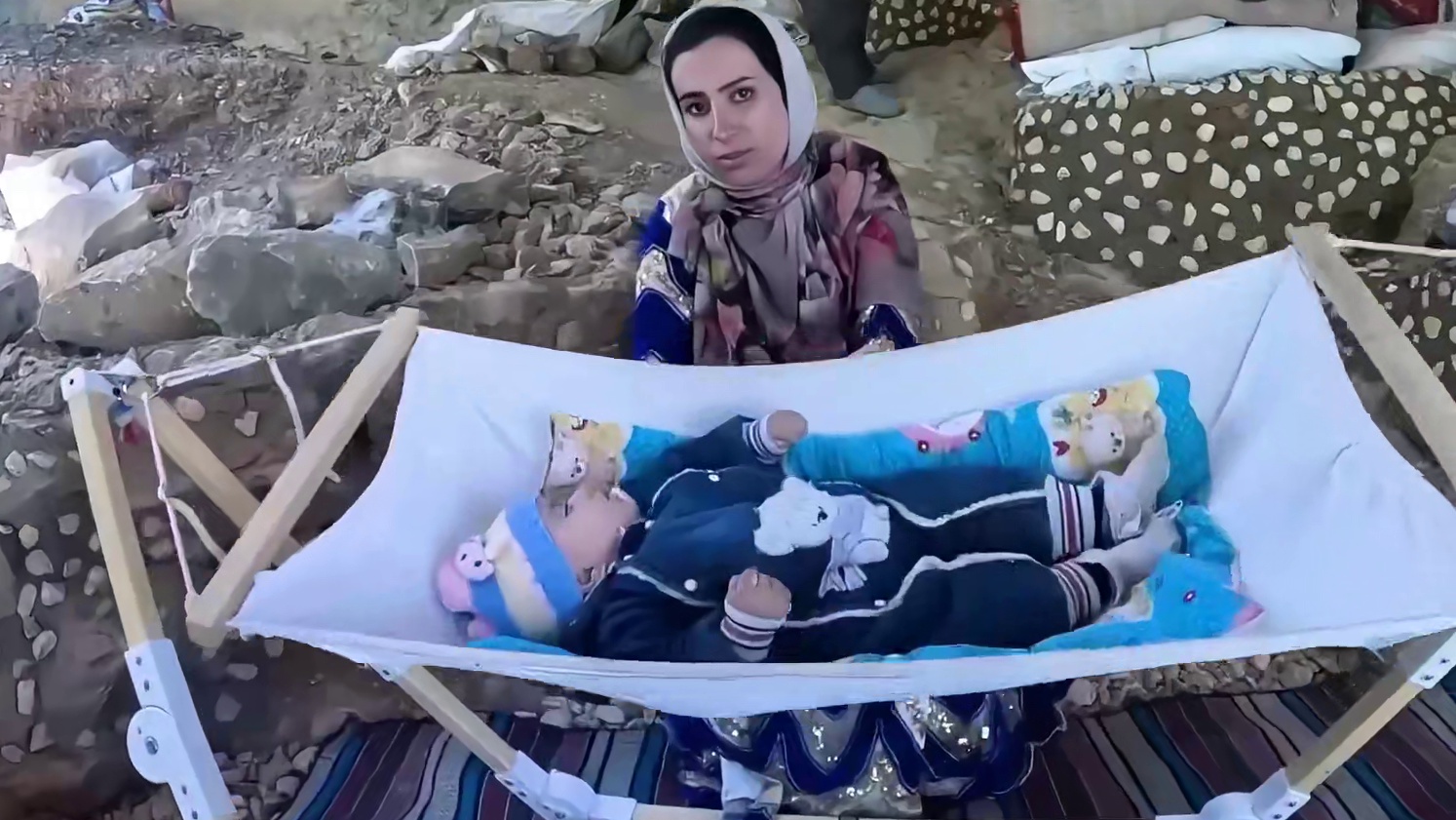 第3集：男人改造废弃洞穴，建造四层山洞庇护所，住上一家十三口人