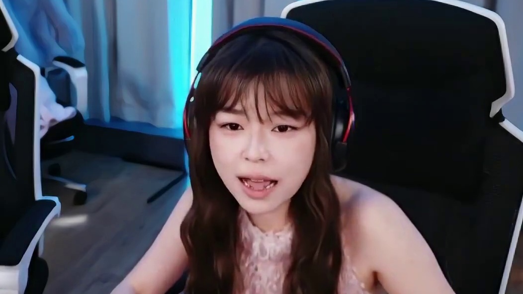 这么甜美的游戏搭子你几点回家？