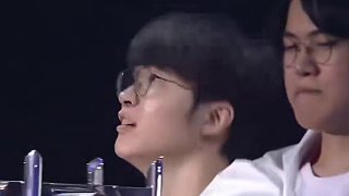 可敬的對(duì)手，F(xiàn)aker延續(xù)連勝記錄 #T1戰(zhàn)勝TES  #S15淘汰賽  #英雄聯(lián)盟S15  #上抖