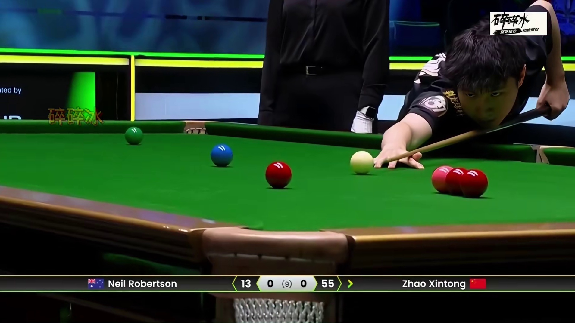 利雅得决赛：赵心童超分后、不忘斯诺克为难，萝卜被罚7分认输！