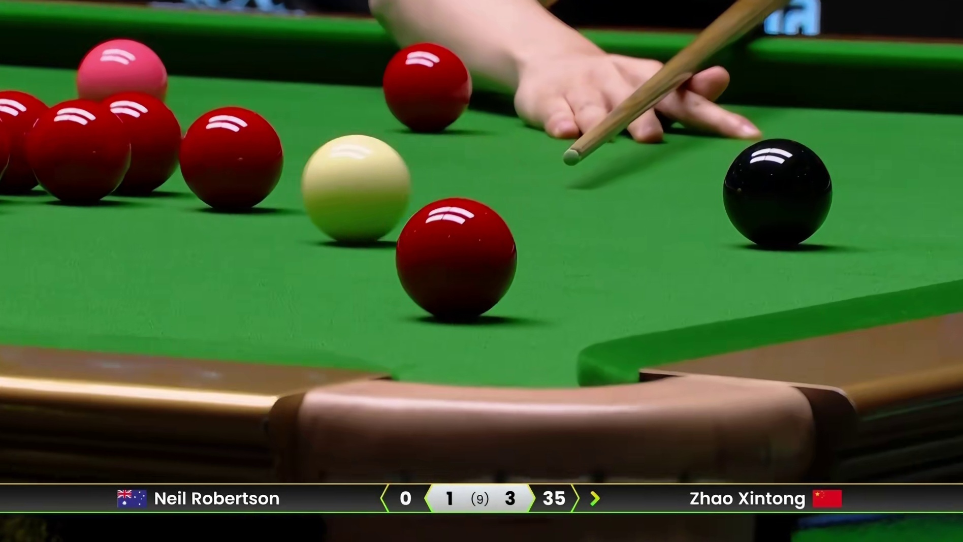 赵心童变态准度横扫罗伯逊，连轰两次破百剑指冠军，4比1又赢了