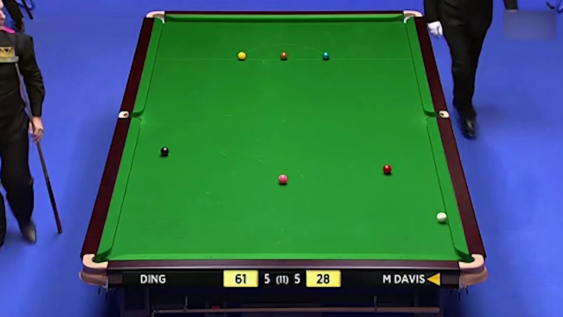 丁俊晖生涯最霸道的一杆球，解球秒变绝杀，对手做出不绅士之举