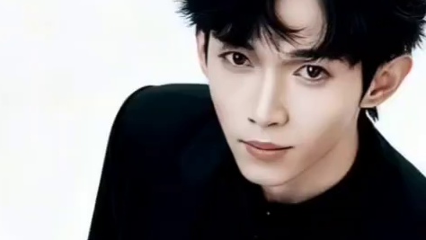 《外骨骼启动》