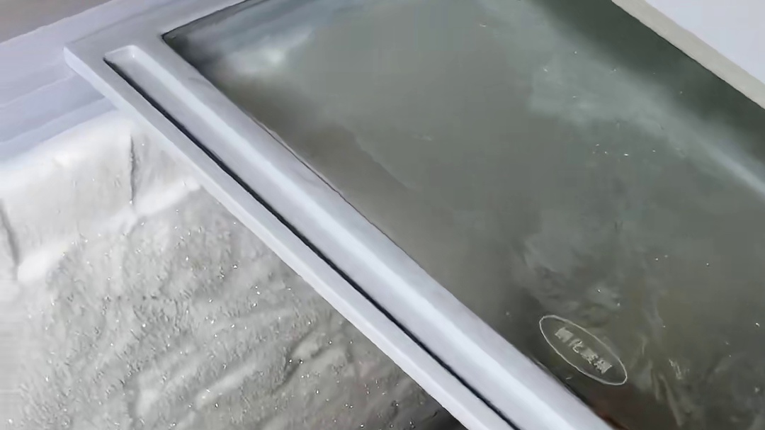 等待每一锅饺子熟成的时间，奶奶看着赭山会想些什么呢？