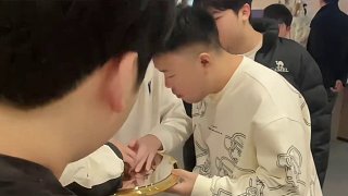 獎(jiǎng)杯到家啦