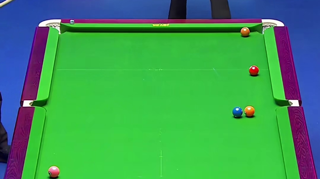 泰艺上演歪头杀