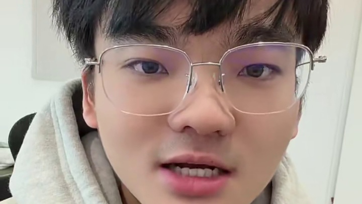 拉分局都是一边倒的碾压 要么暴打对面 要么被平推 发育英雄怎么玩呢