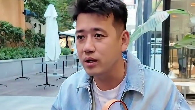 你多久没给你的爱人买个礼物了？