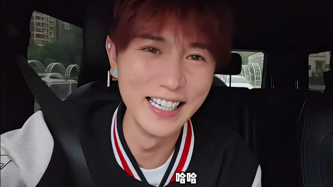 小酷关键一拉，子圣提宾利#小小小酷哥 #子圣 #童锦程