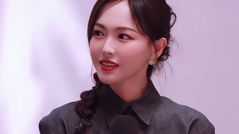 明明罗晋父亲19日去世，为何24小时后才公布消息？看到唐嫣IP还在上海，才懂沉默背后的无奈与遗憾 #